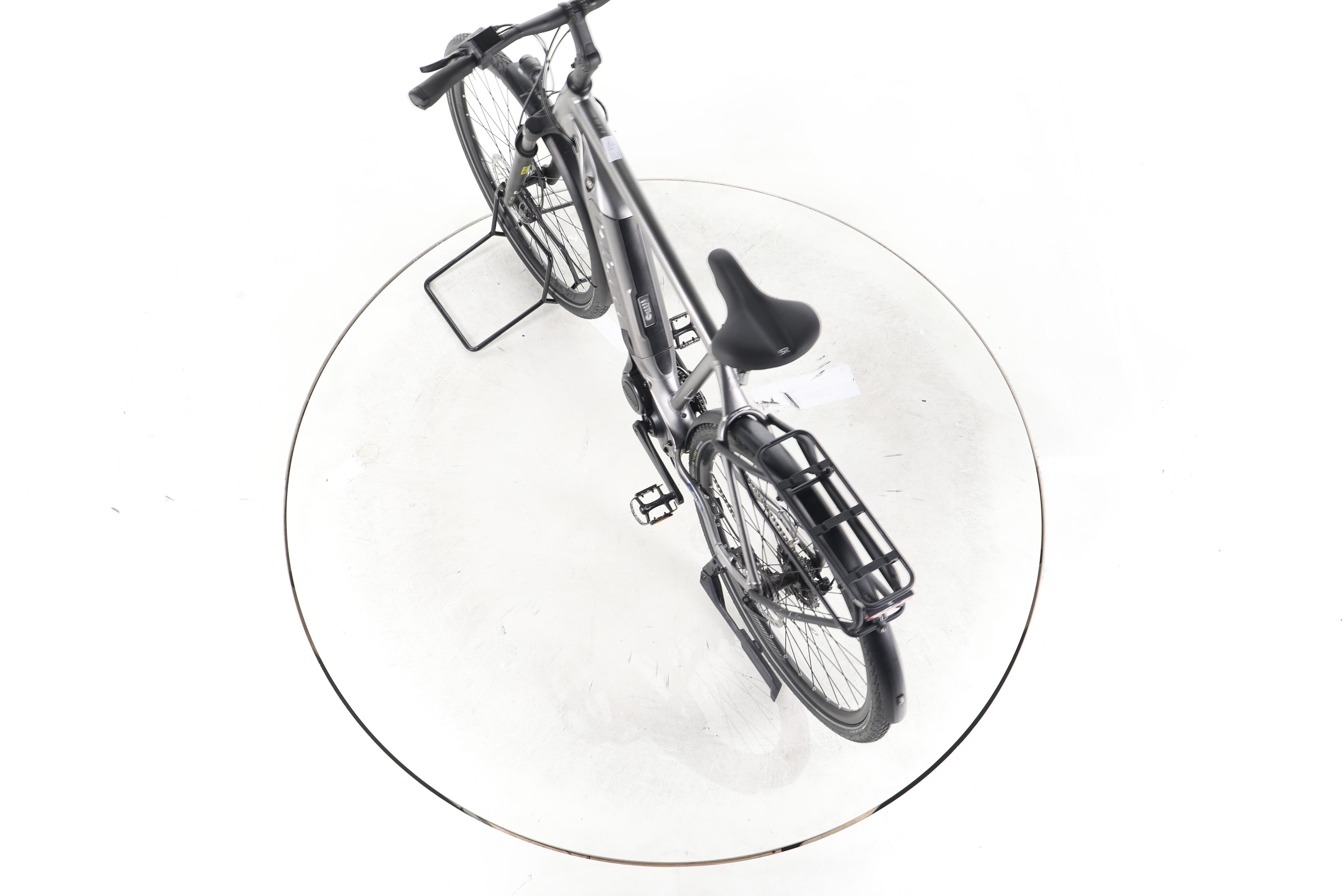 Giant Explore E+ 3 Trekking E-Bike - Image 21
