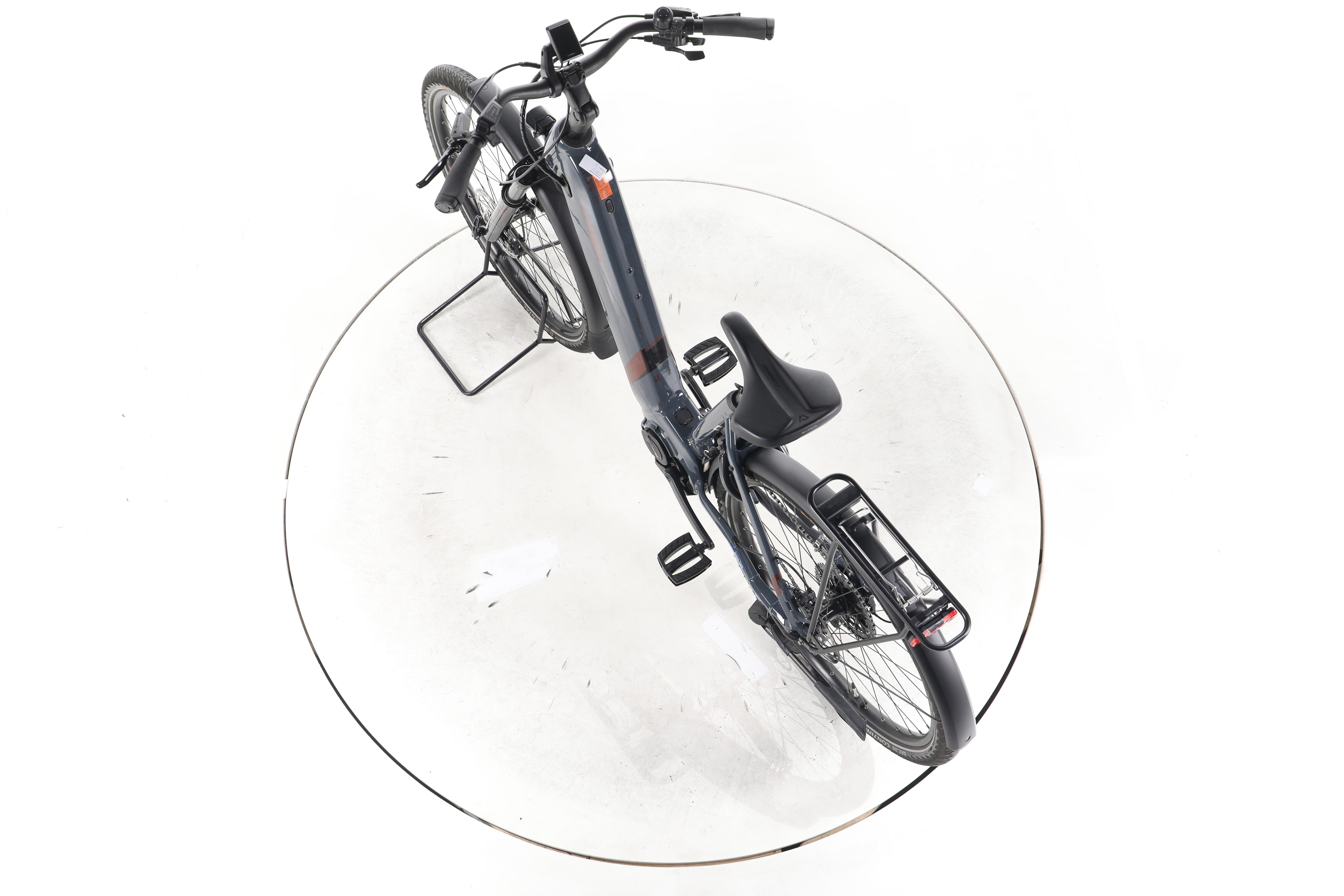 Conway Cairon T 3.0 Trekking E-Bike Tiefeinsteiger - Image 21