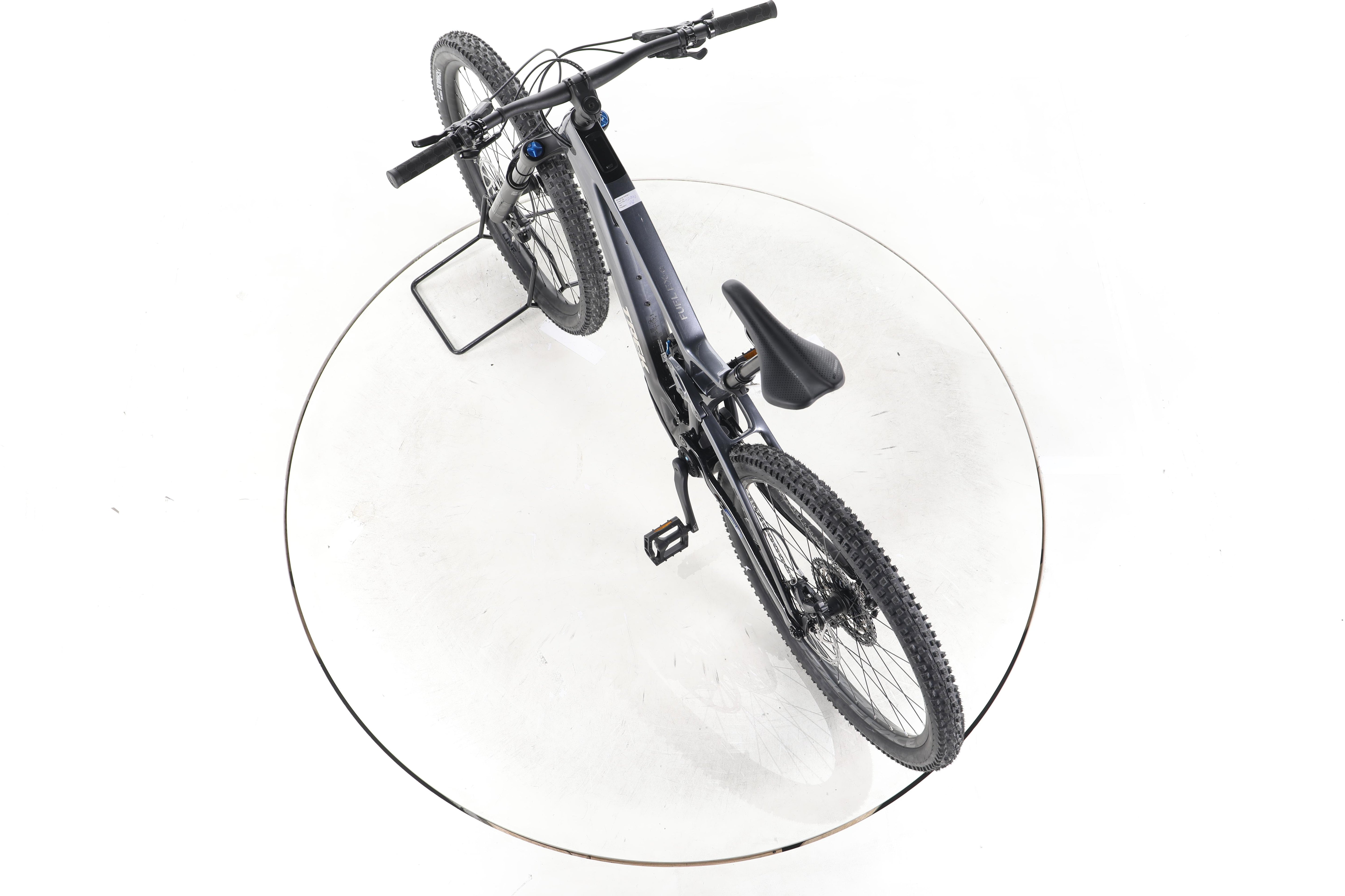 Trek Fuel EXe 9.7 E-Bike Fully Carbon - Image 21