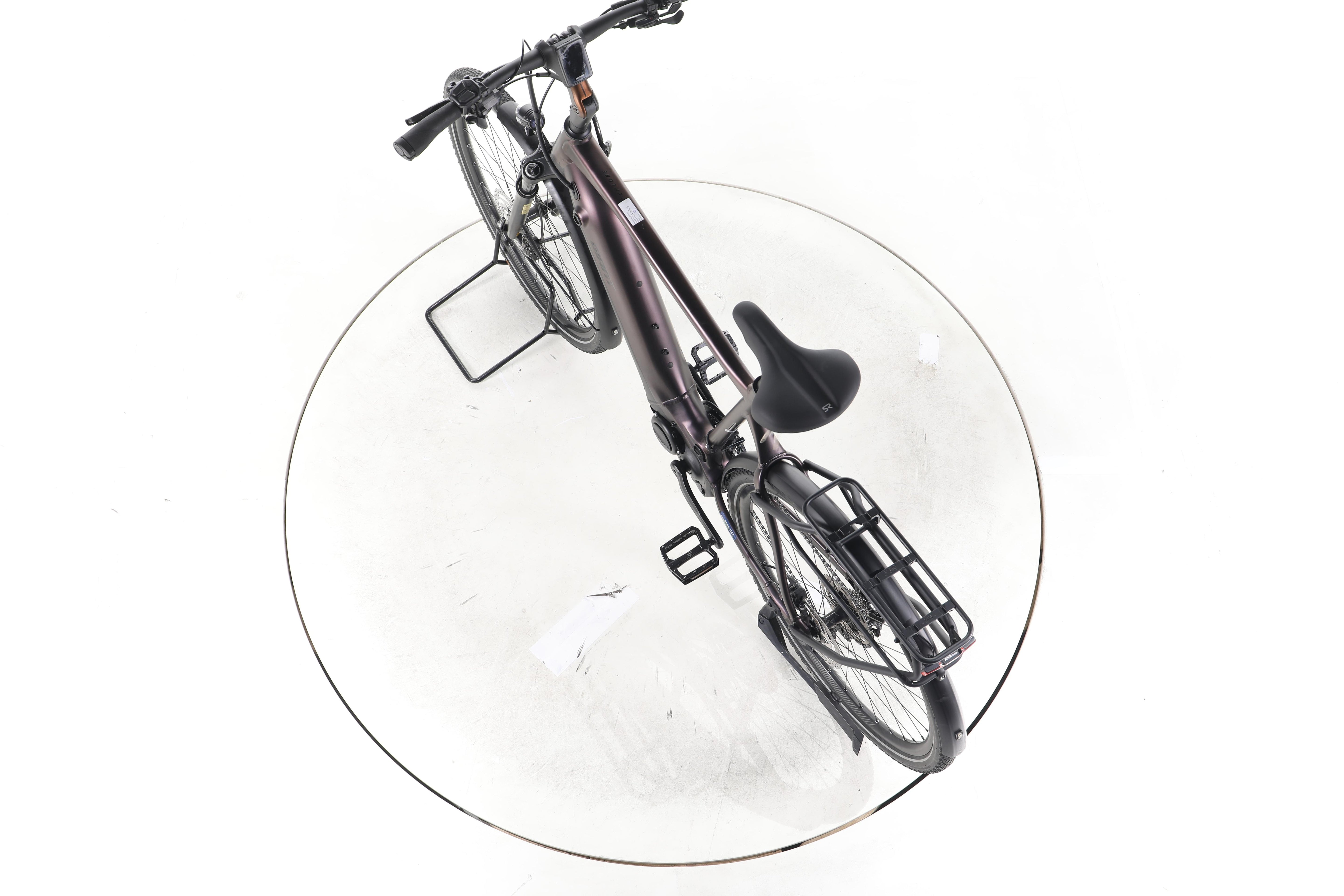 Giant Explore E+ Pro 1 Trekking E-Bike - Image 21