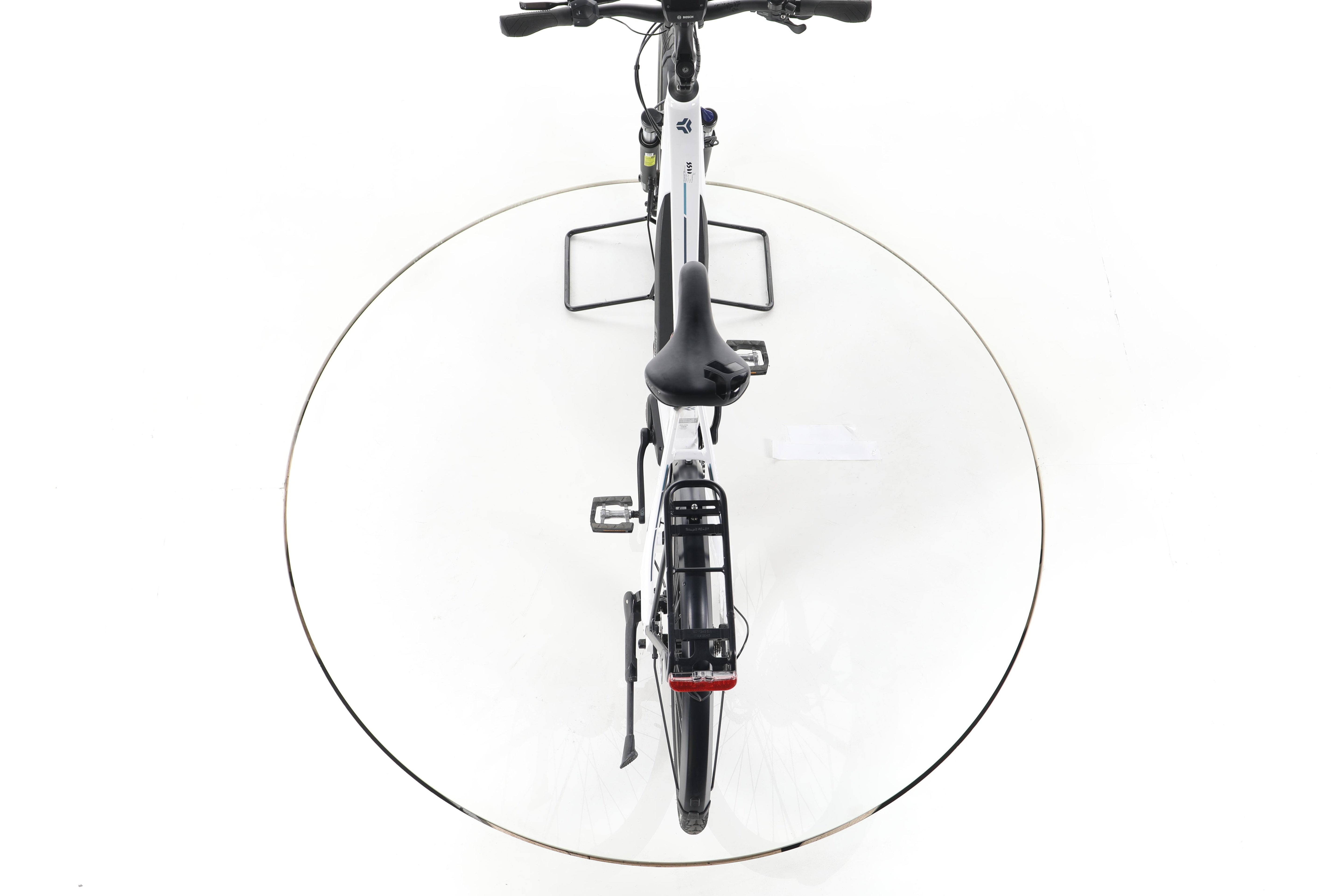 Carver Route E.420 Trekking E-Bike - Image 22