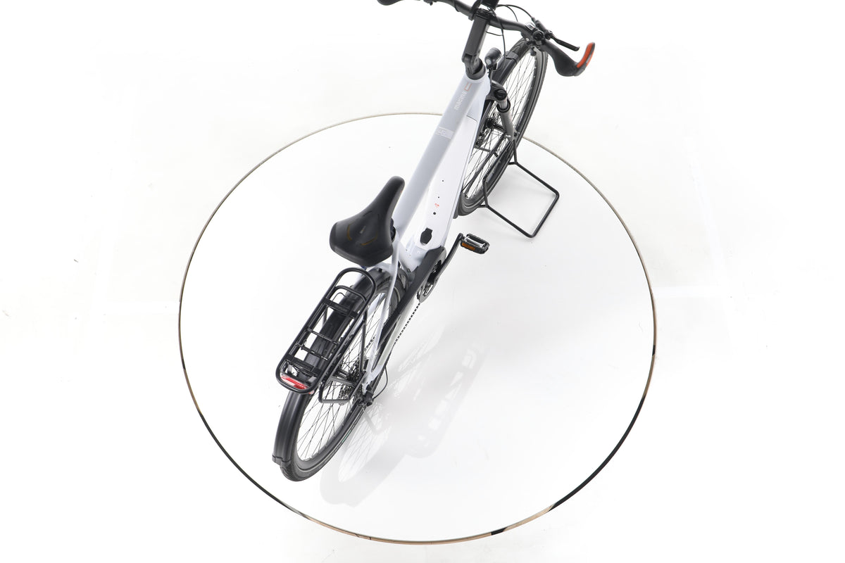 KTM Macina Style Pro Trekking E-Bike - Image 23