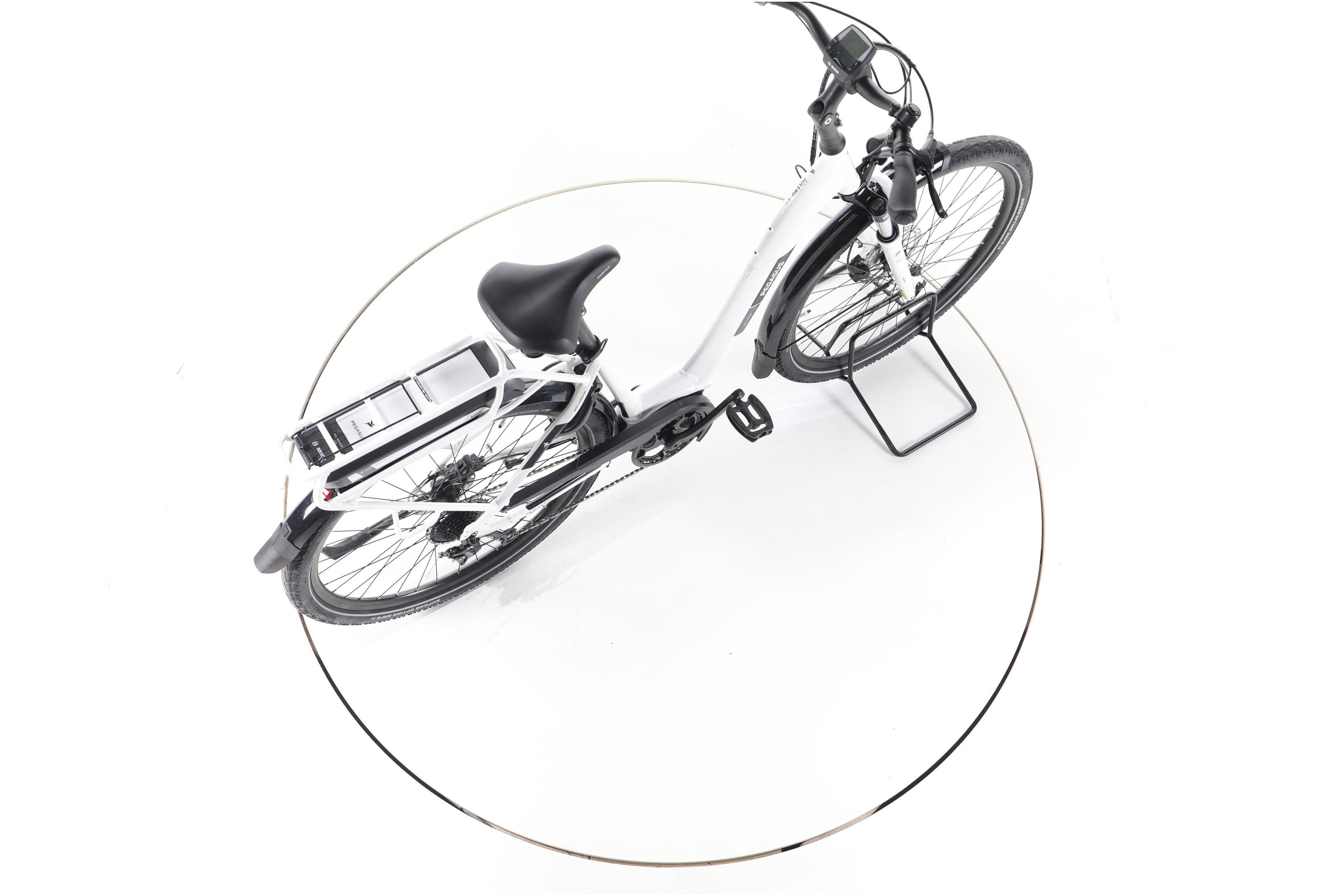 Pegasus Solero E9 Performance Trekking E-Bike Tiefeinsteiger - Image 24