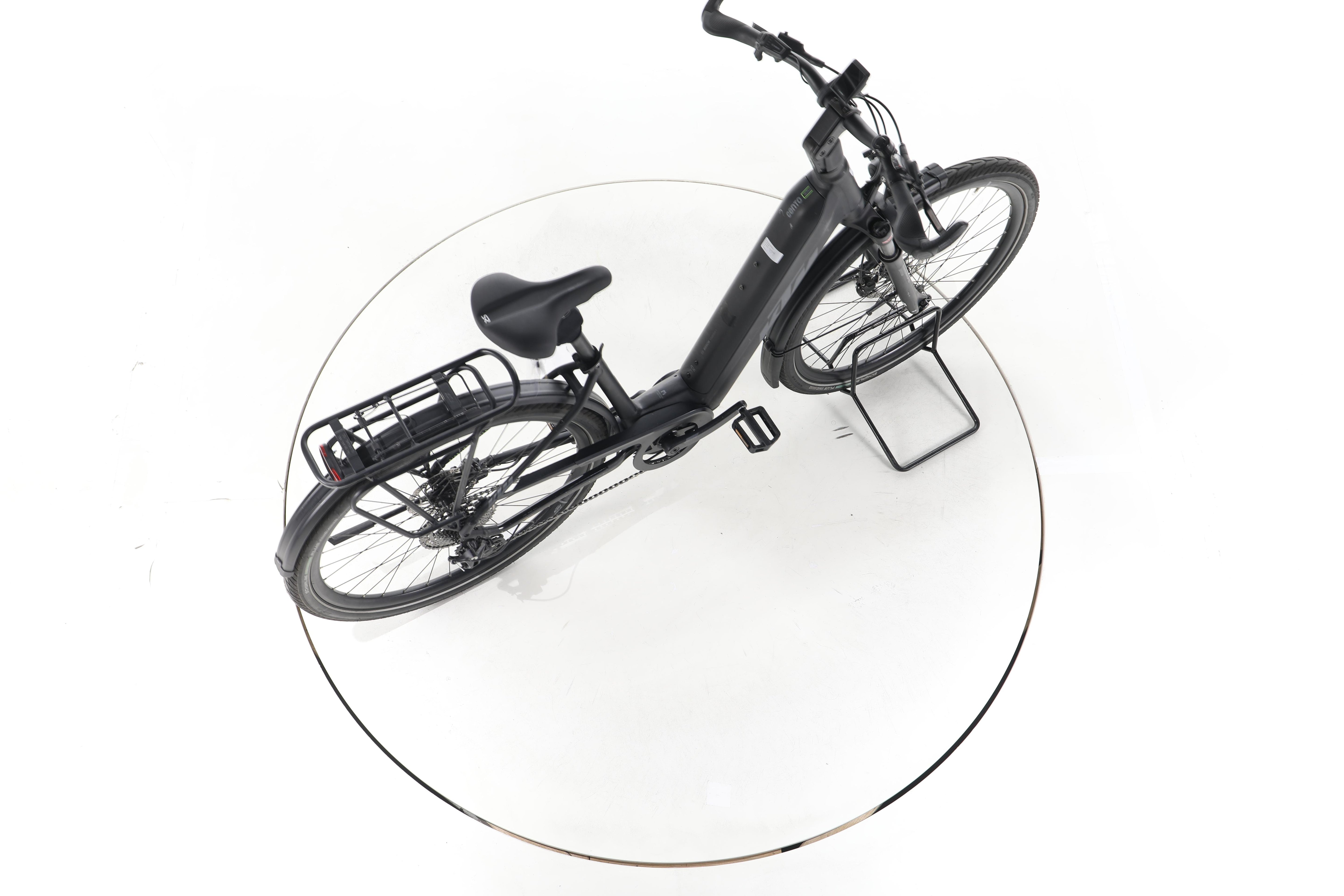 KTM Cento 10 Plus Trekking E-Bike - Image 24