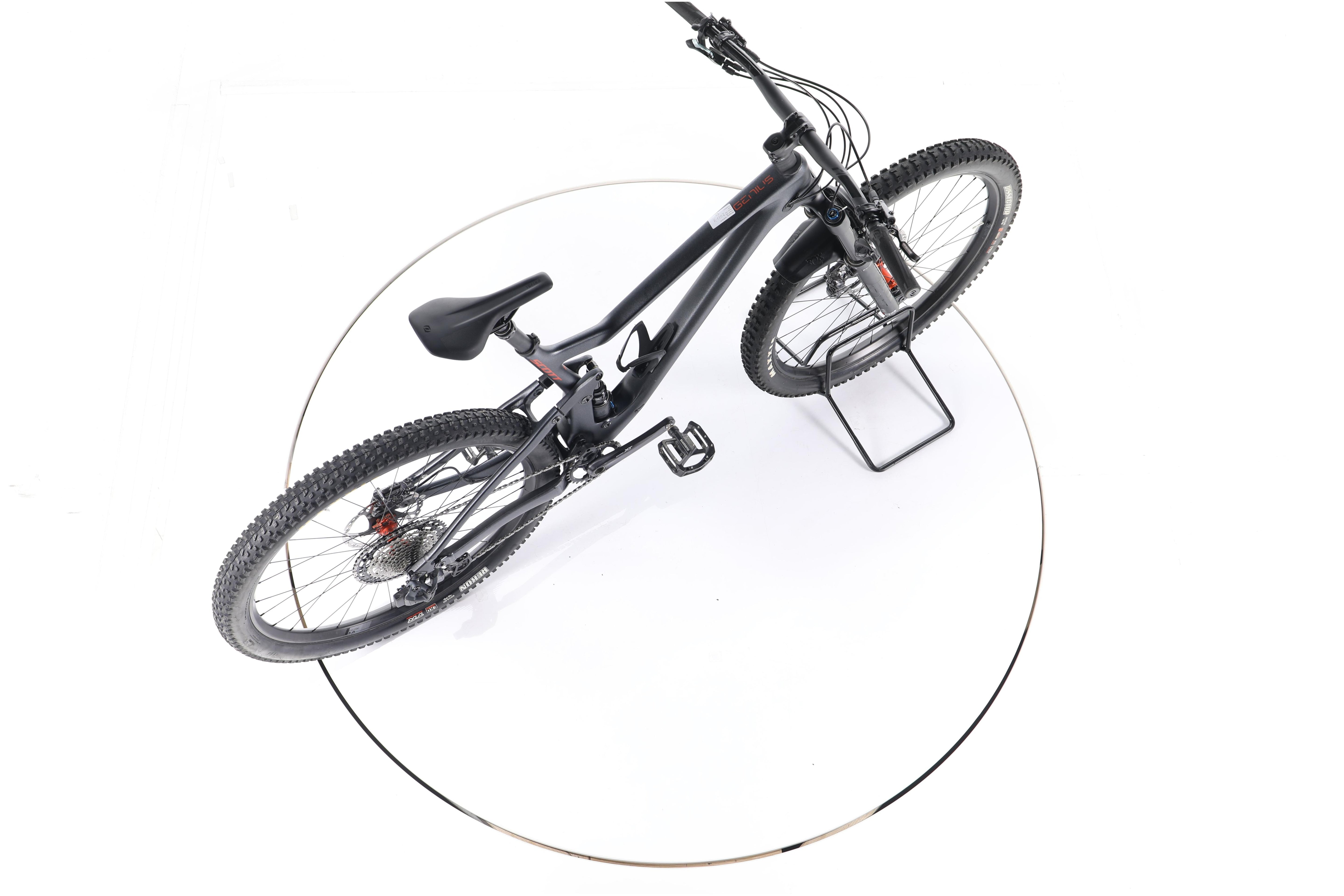 Scott Genius 910 - Image 24