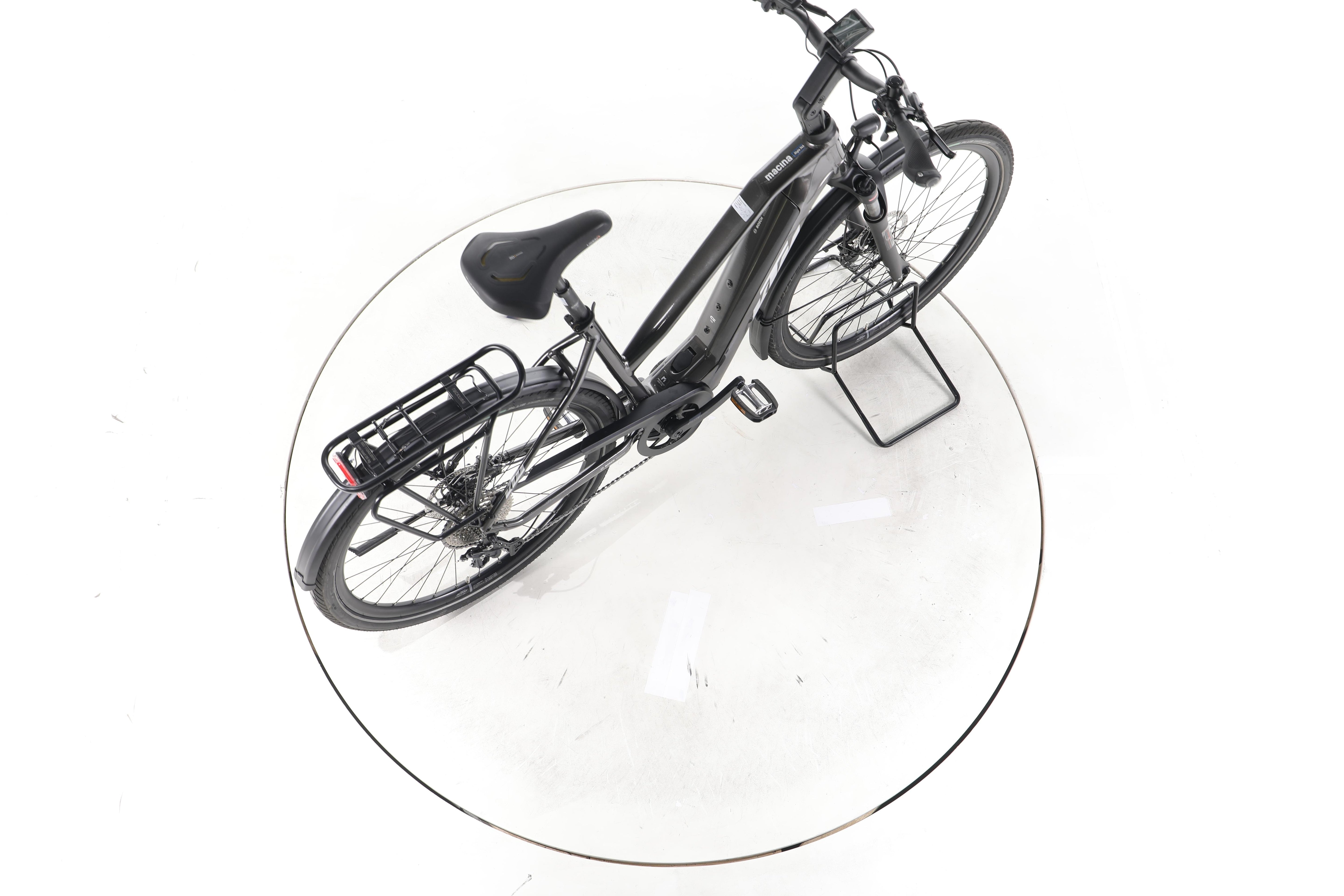 KTM Macina Style 740 Trekking E-Bike - Image 24