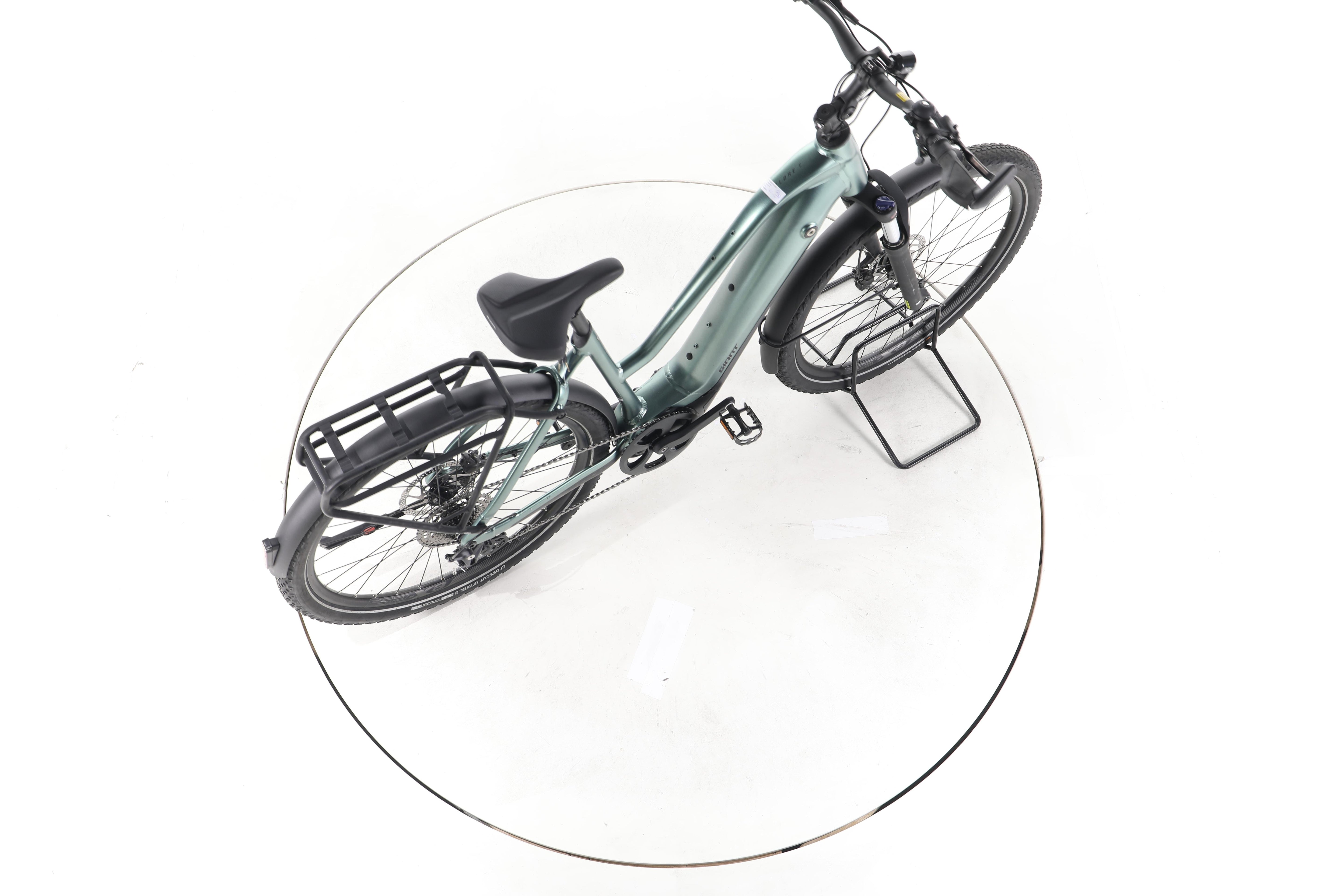 Giant Explore E+1 Trekking E-Bike - Image 24