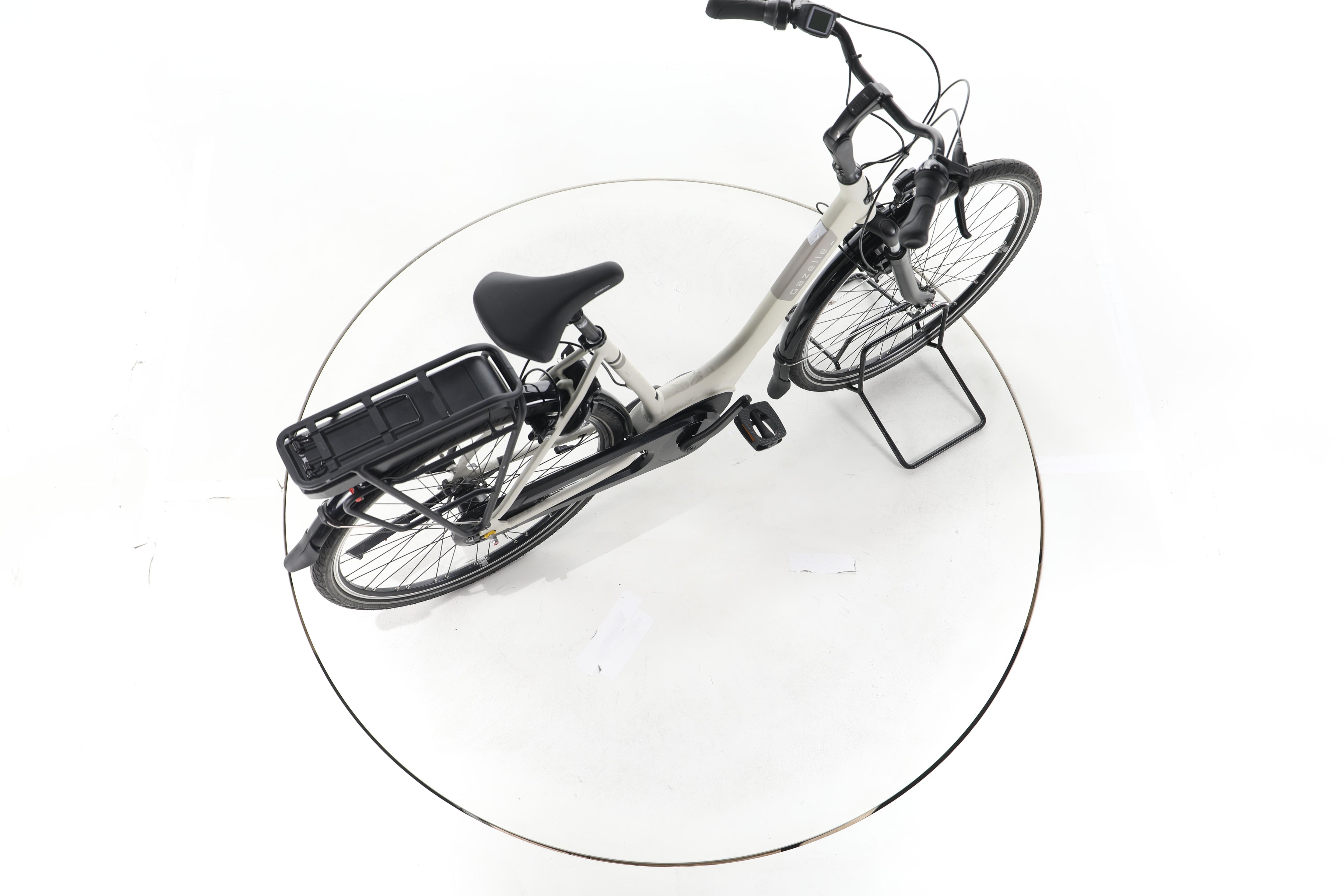 Gazelle Paris C7+ City E-Bike Tiefeinsteiger - Image 24