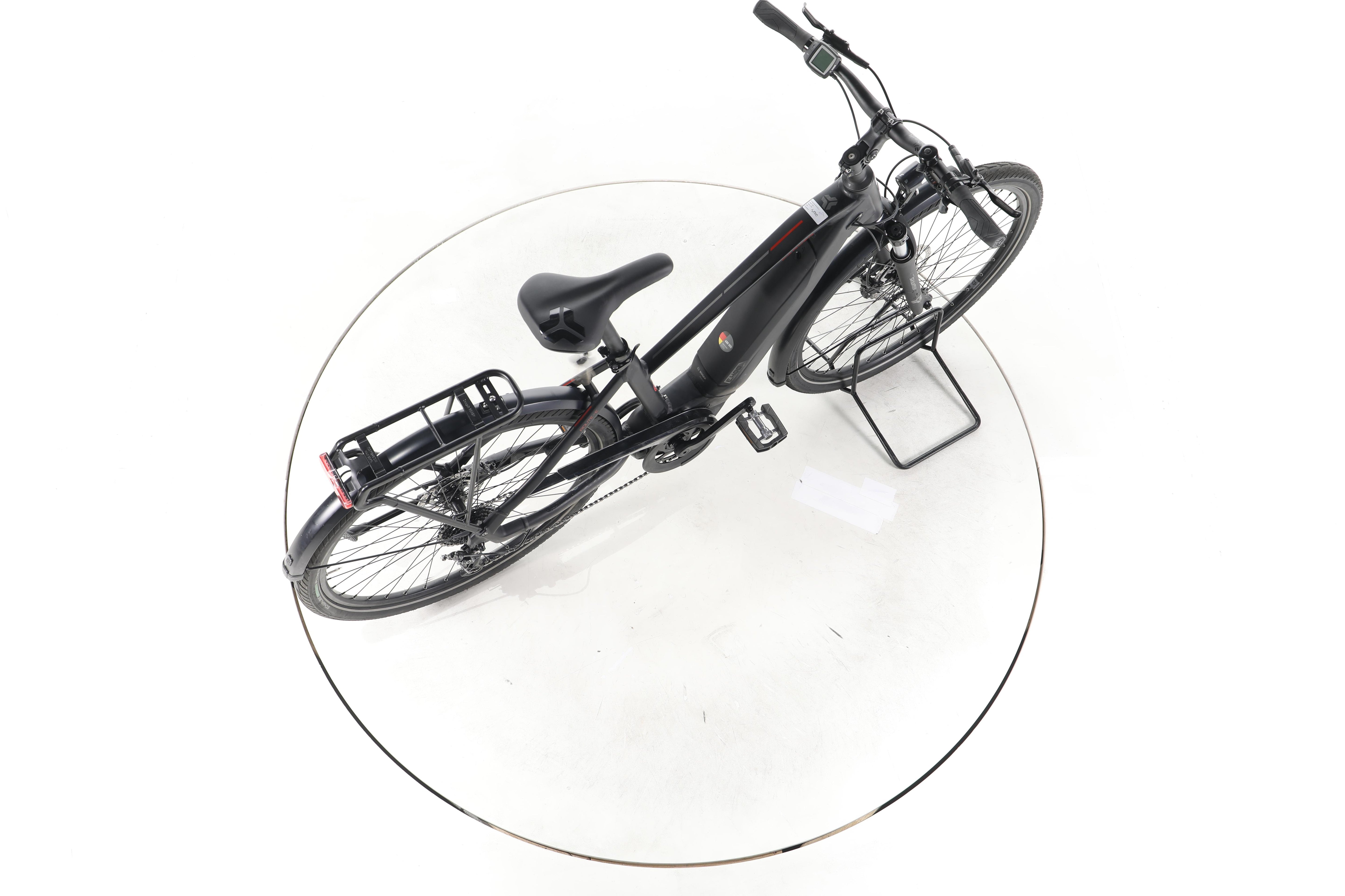 Carver Route E.400 Trekking E-Bike - Image 24