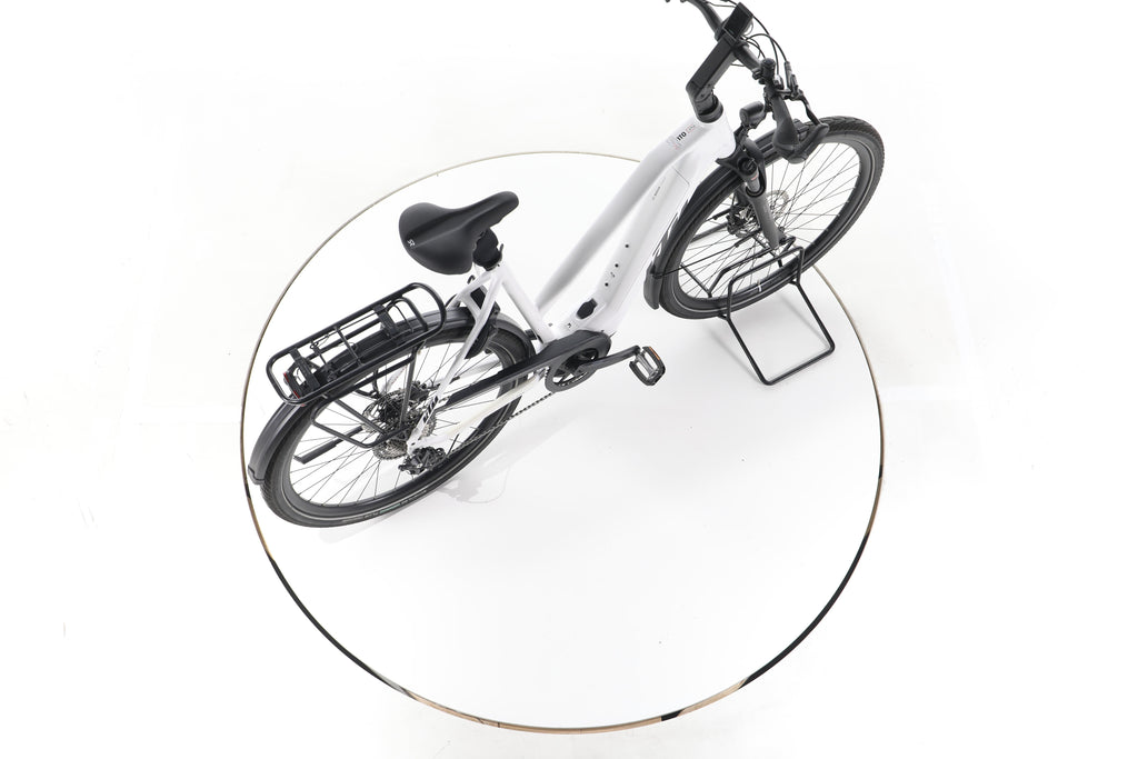 KTM Cento 10 Plus Trekking E-Bike 2024 - Image 24