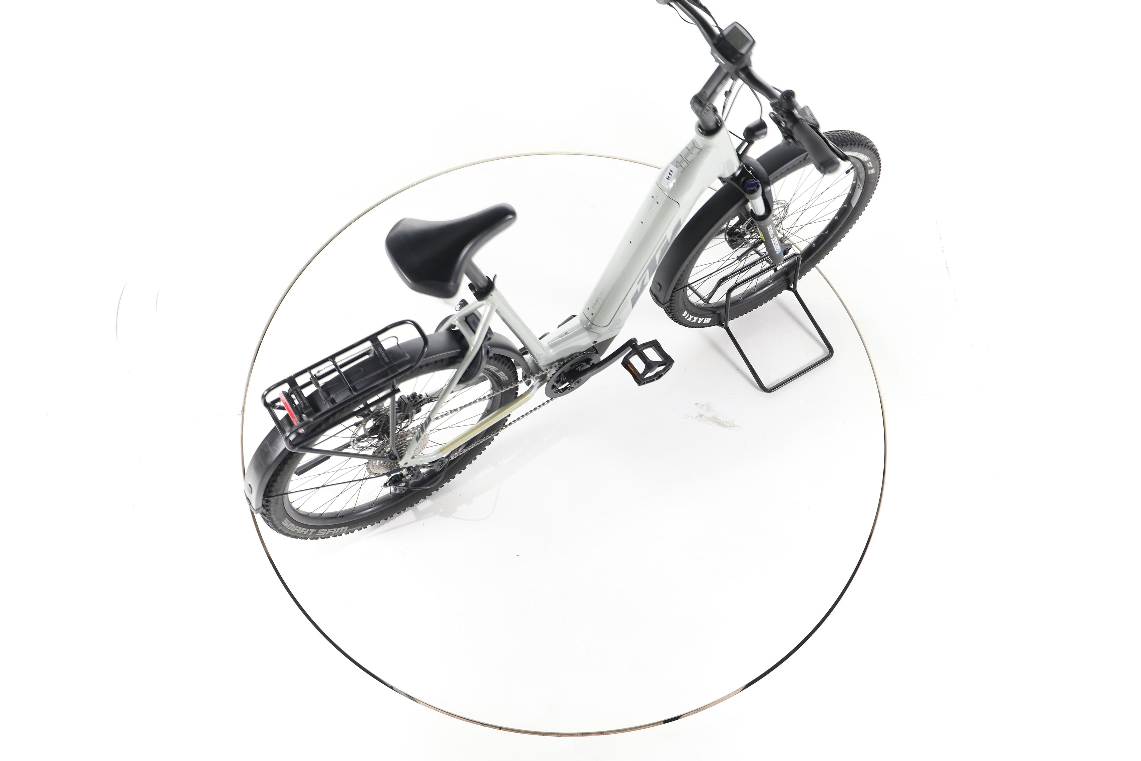 KTM Macina aera 571 LFC Trekking E-Bike Tiefeinsteiger - Image 24