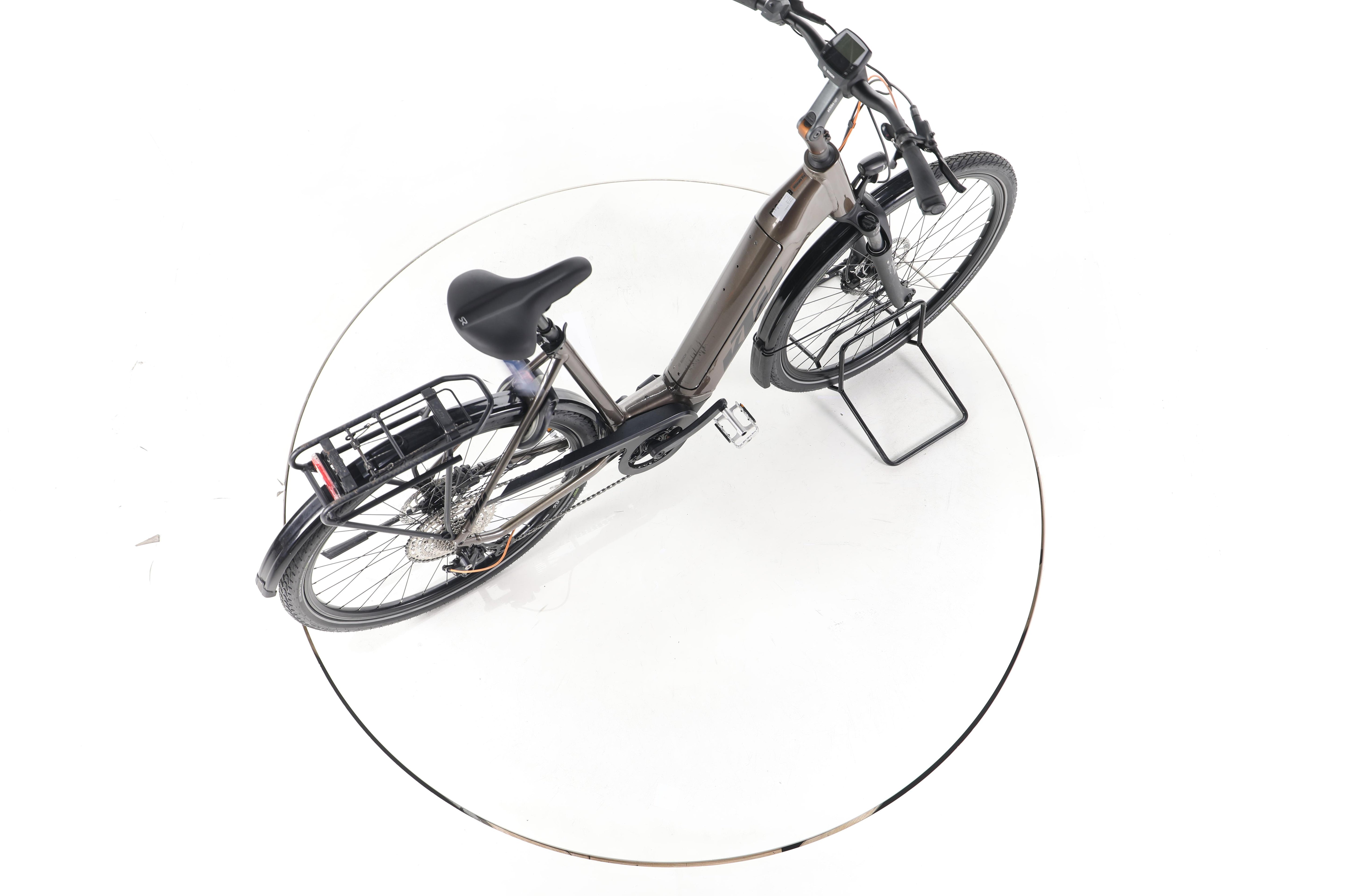 KTM Macina Ultimate Pro Trekking E-Bike Tiefeinsteiger - Image 24