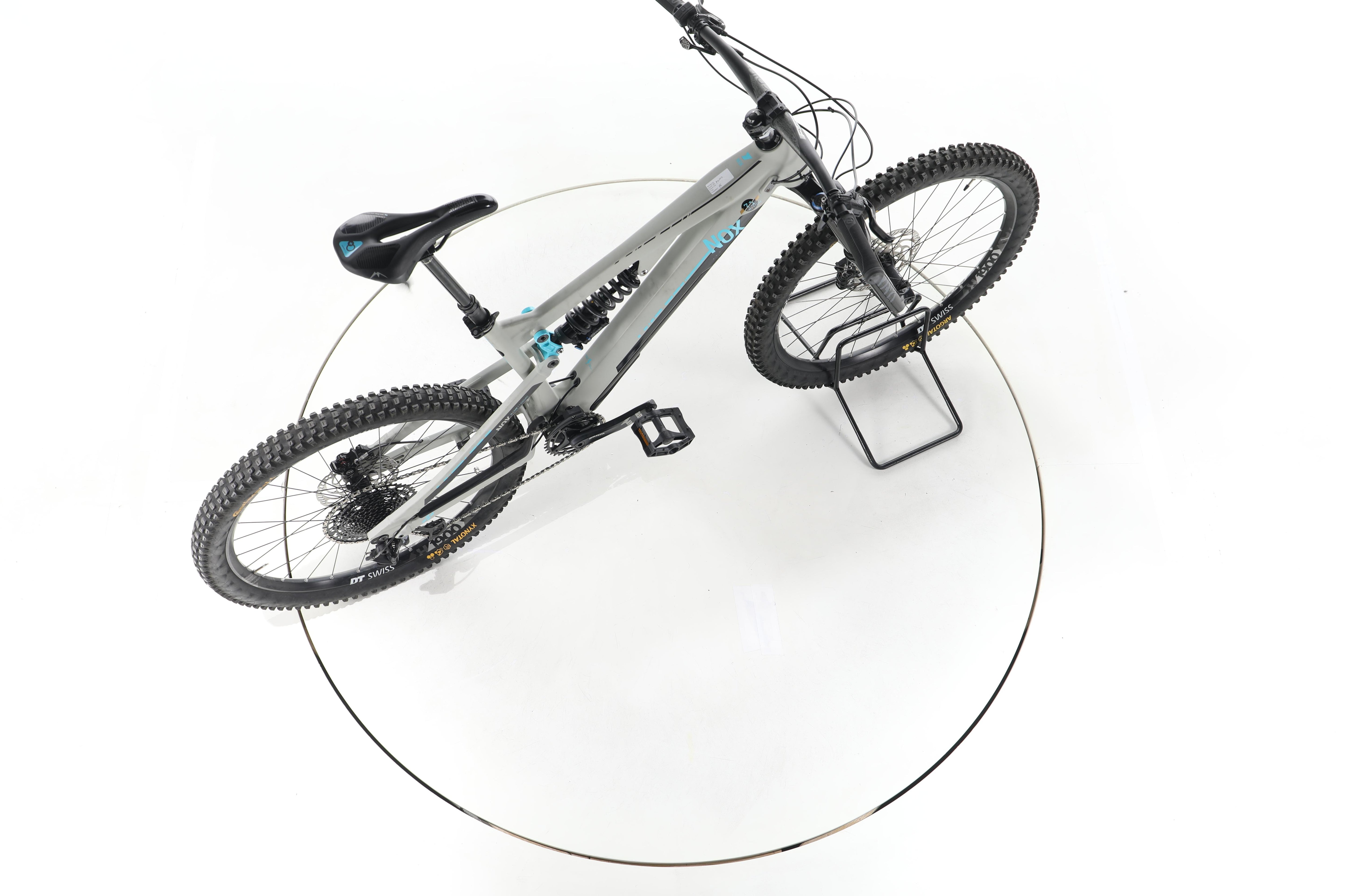 Nox Cycles HELIUM ENDURO 7.1 Fully E-Bike Carbon - Image 24