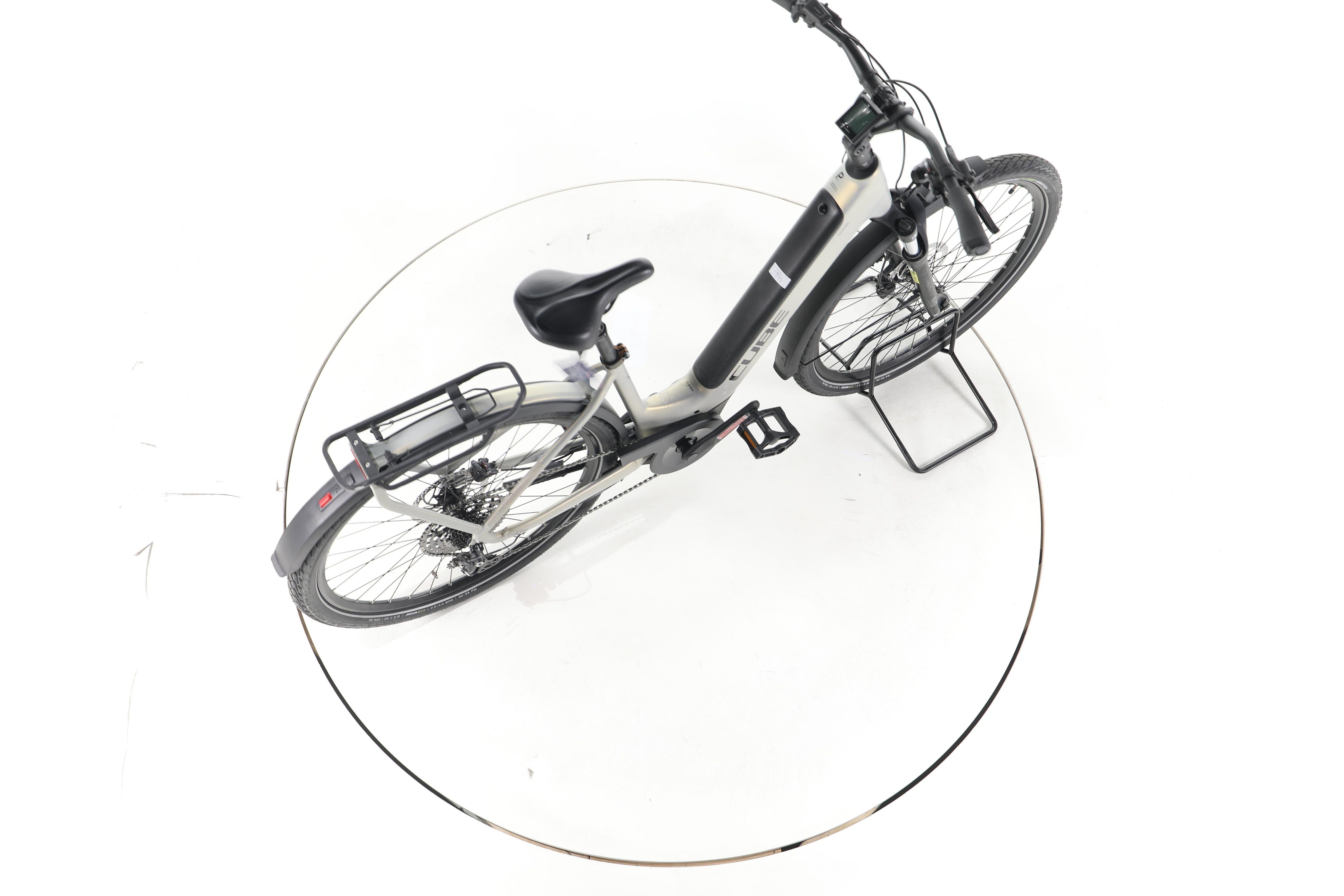 Cube Touring Hybrid Pro Trekking E-Bike Tiefeinsteiger 2024 - Image 24