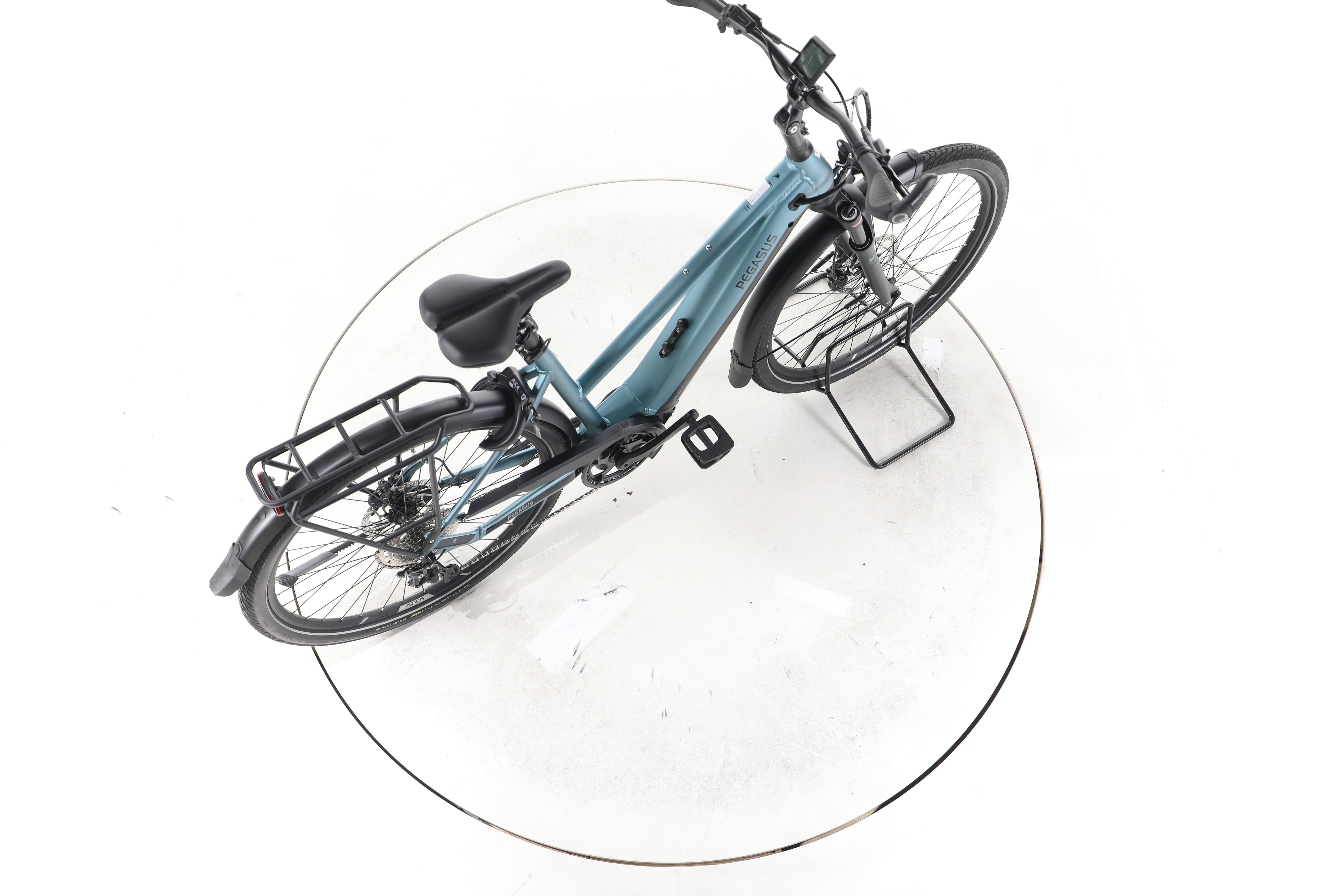 Pegasus Premio Evo 10 Lite Trekking E-Bike - Image 24