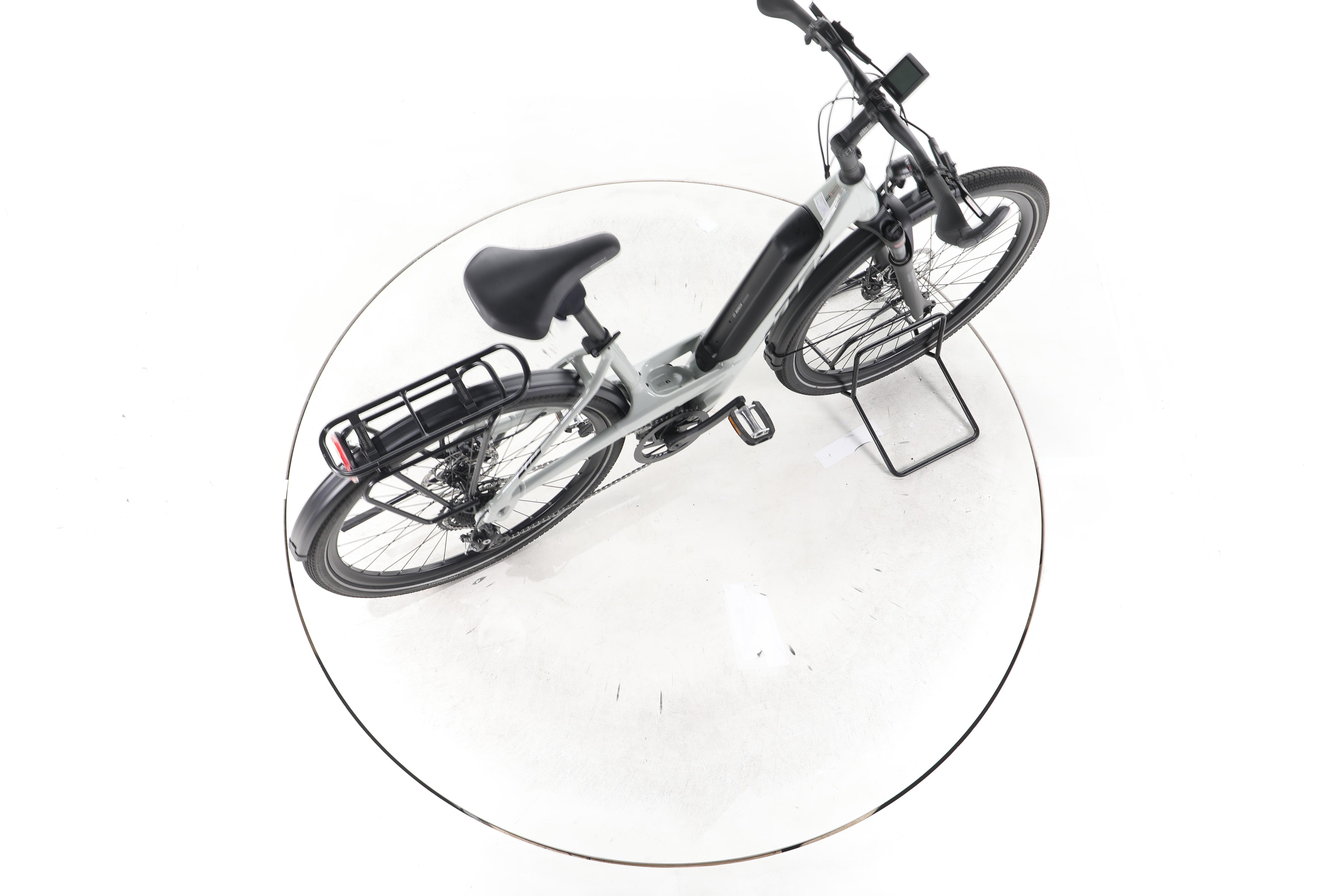 KTM Macina Sport Pro Trekking E-Bike Tiefeinsteiger 2024 - Image 24